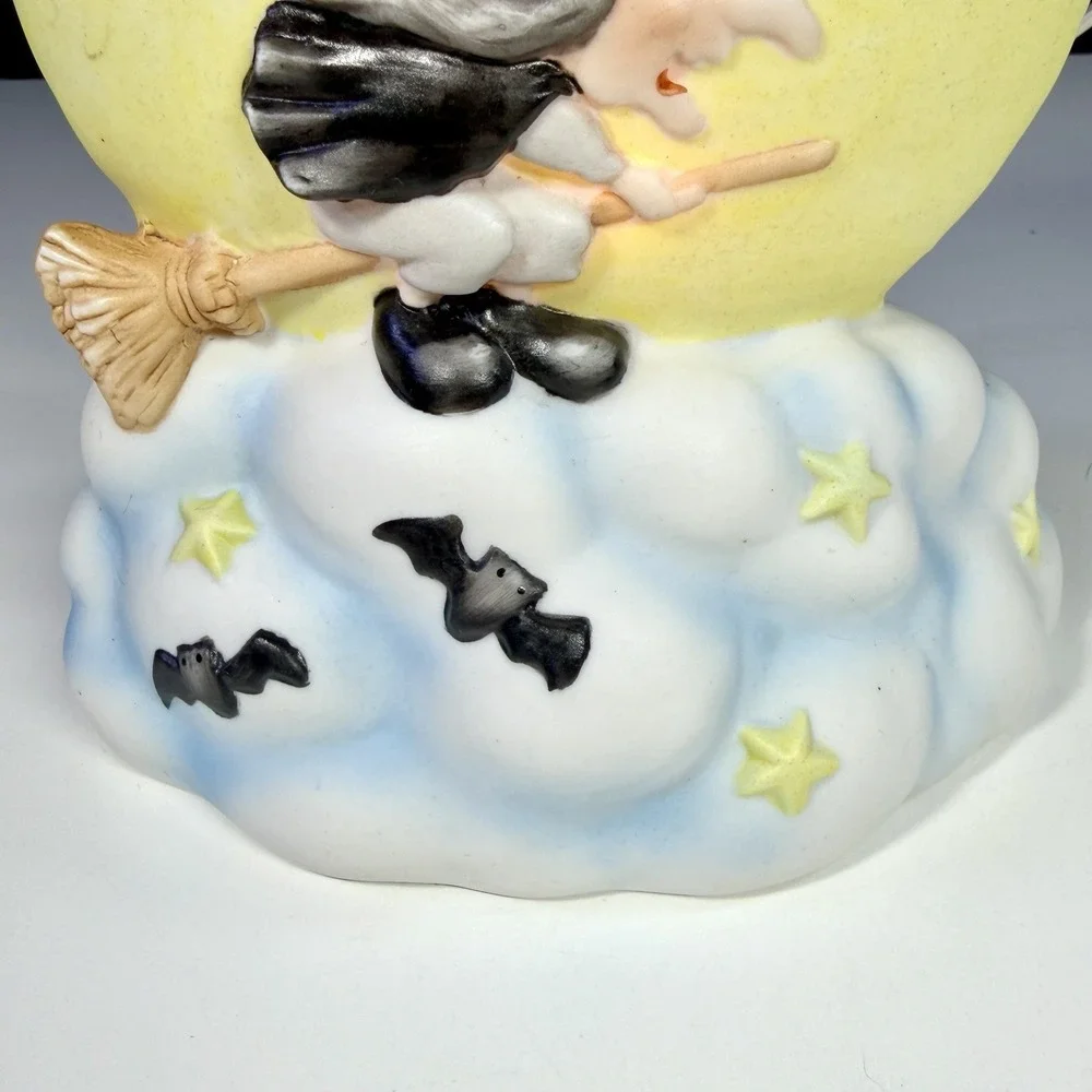 VTG Halloween Flying Witch Moon Light Lamp Ceramic Bats Stars Made Taiwan R.O.C.